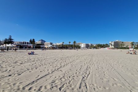 strand arenal panorama javea